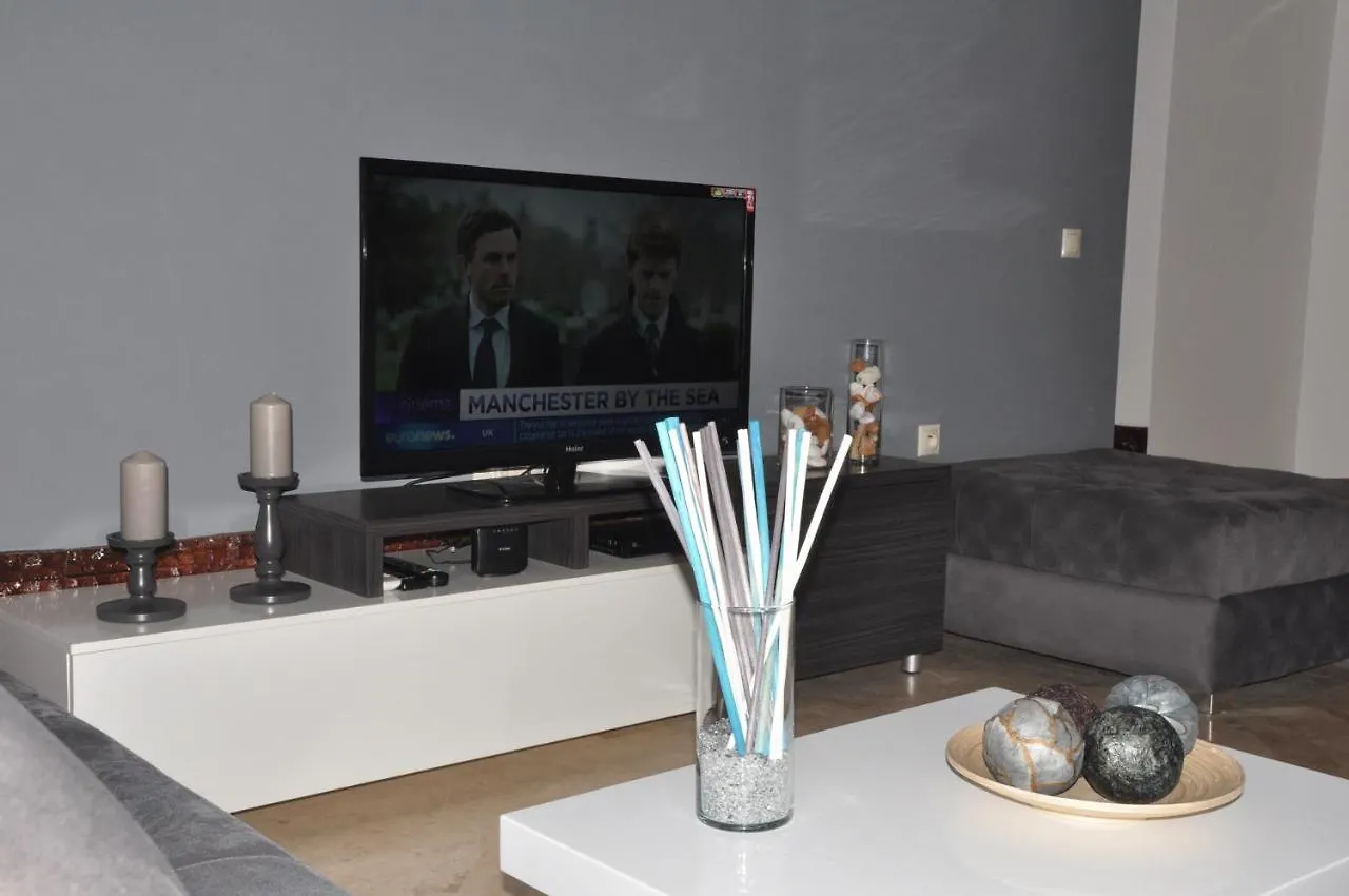 Val Fleuri Apartment With Balcony, Casablanca Morocco